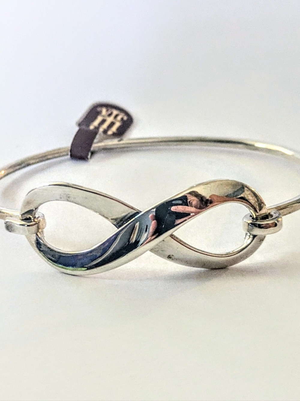 JAMES AVERY Infinity Symbol Sterling Silver Hinged Bangle Bracelet 6.5" Large